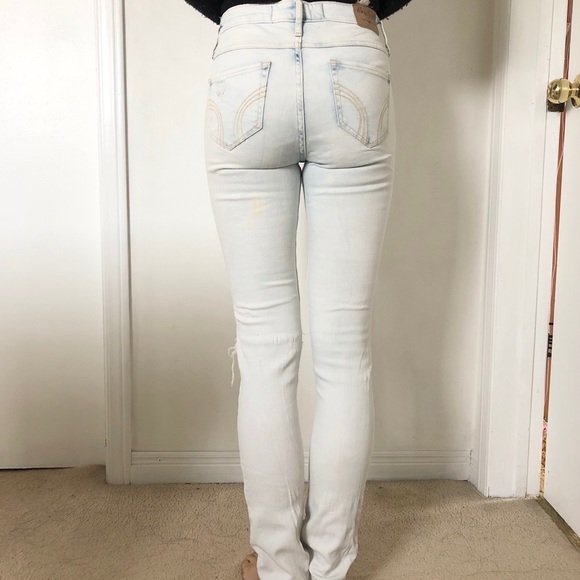 Hollister high rise straight leg ripped jeans - Picture 7 of 7